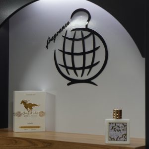 عطر ادکلن زنانه و مردانه قائد الفرسان آنلیمیتد ( سفید )